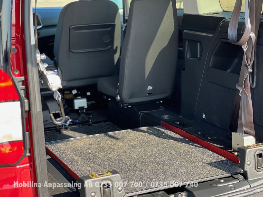 Vill du prova vår Ford Tourneo Connect Freedom™ Varmt välkommen😊! - miniatyr 3