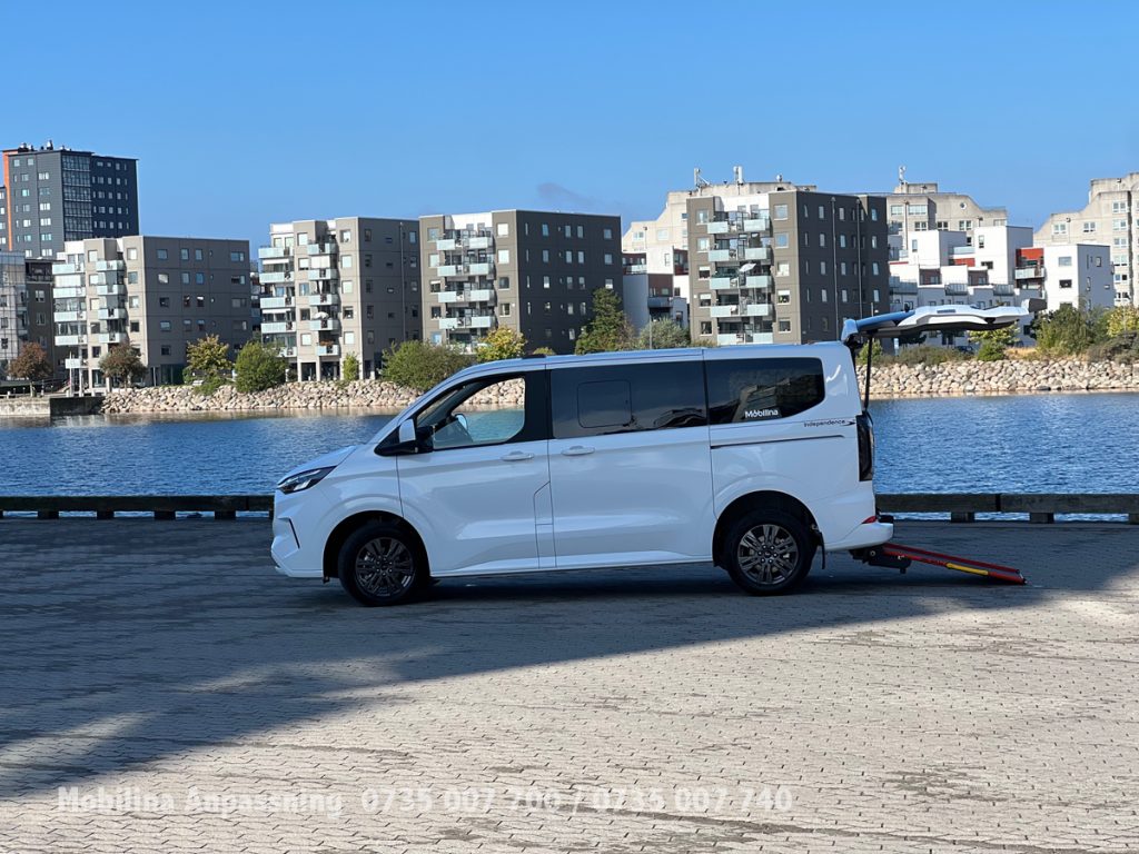 Ford Tourneo Custom Independence RS - miniatyr 37