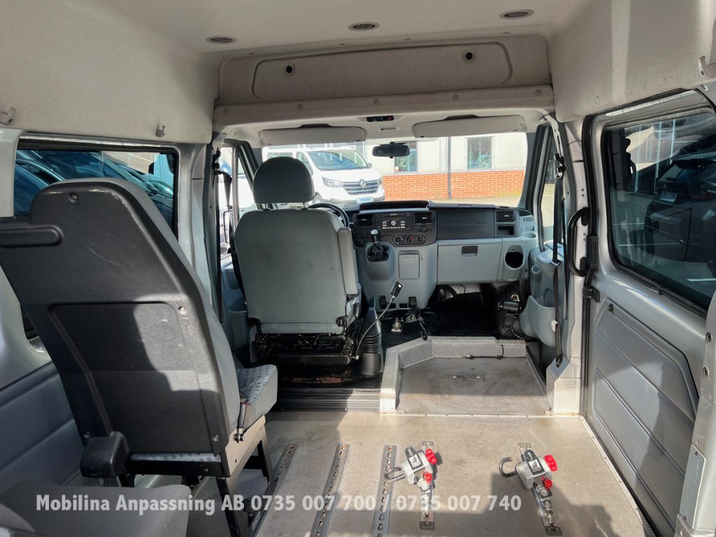 Ford Transit 2,2 Rullstolsplats Höger fram - miniatyr 17