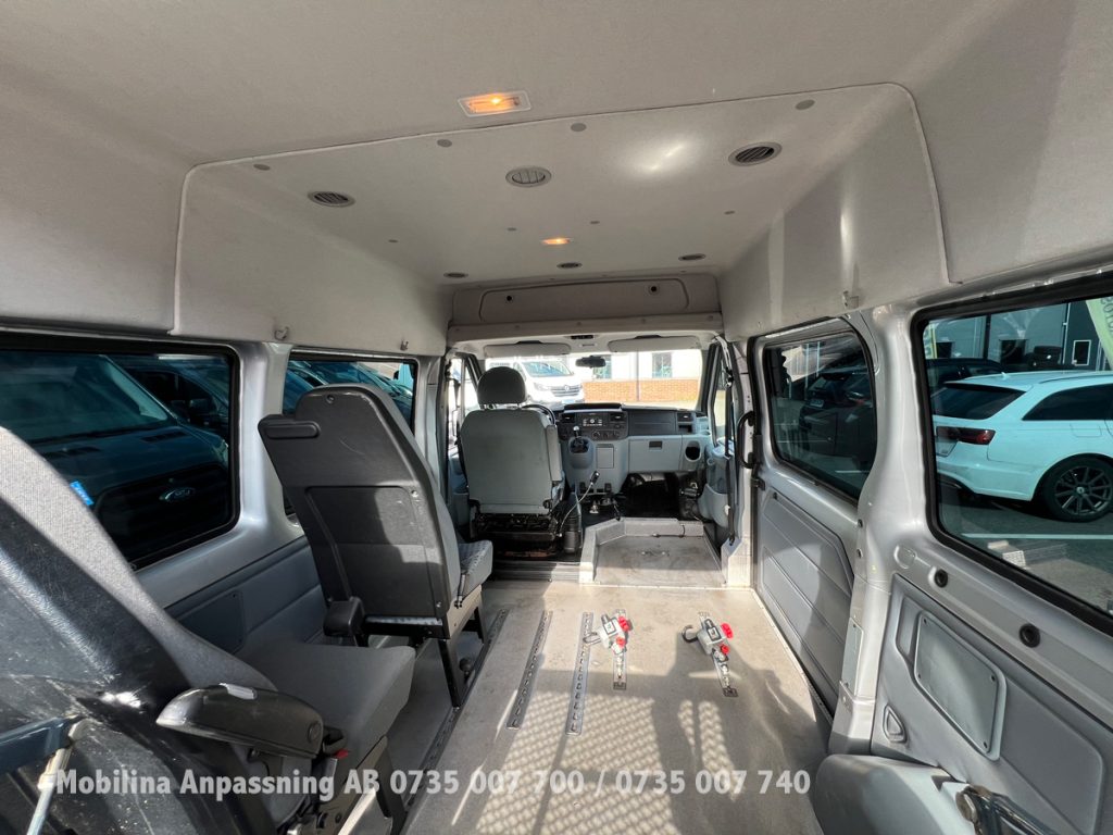Ford Transit 2,2 Rullstolsplats Höger fram - miniatyr 18