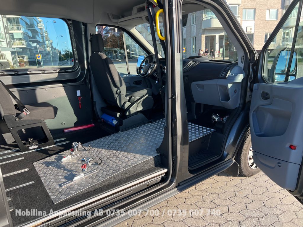 Ford Transit Kombi L2H2 - miniatyr 30